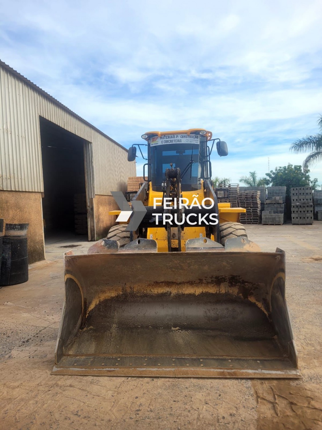 Pá carregadeira JCB ano 2021 Modelo 422zx