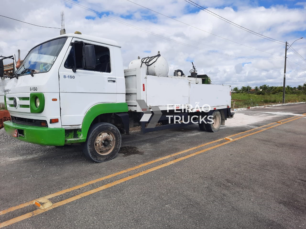 Bomba de Concreto Schwing 305 Original, Motor Caterpillar NF, Ano 2013, Camisa 150, Acompanha Caminhão VW 8.150 Ano 2006
