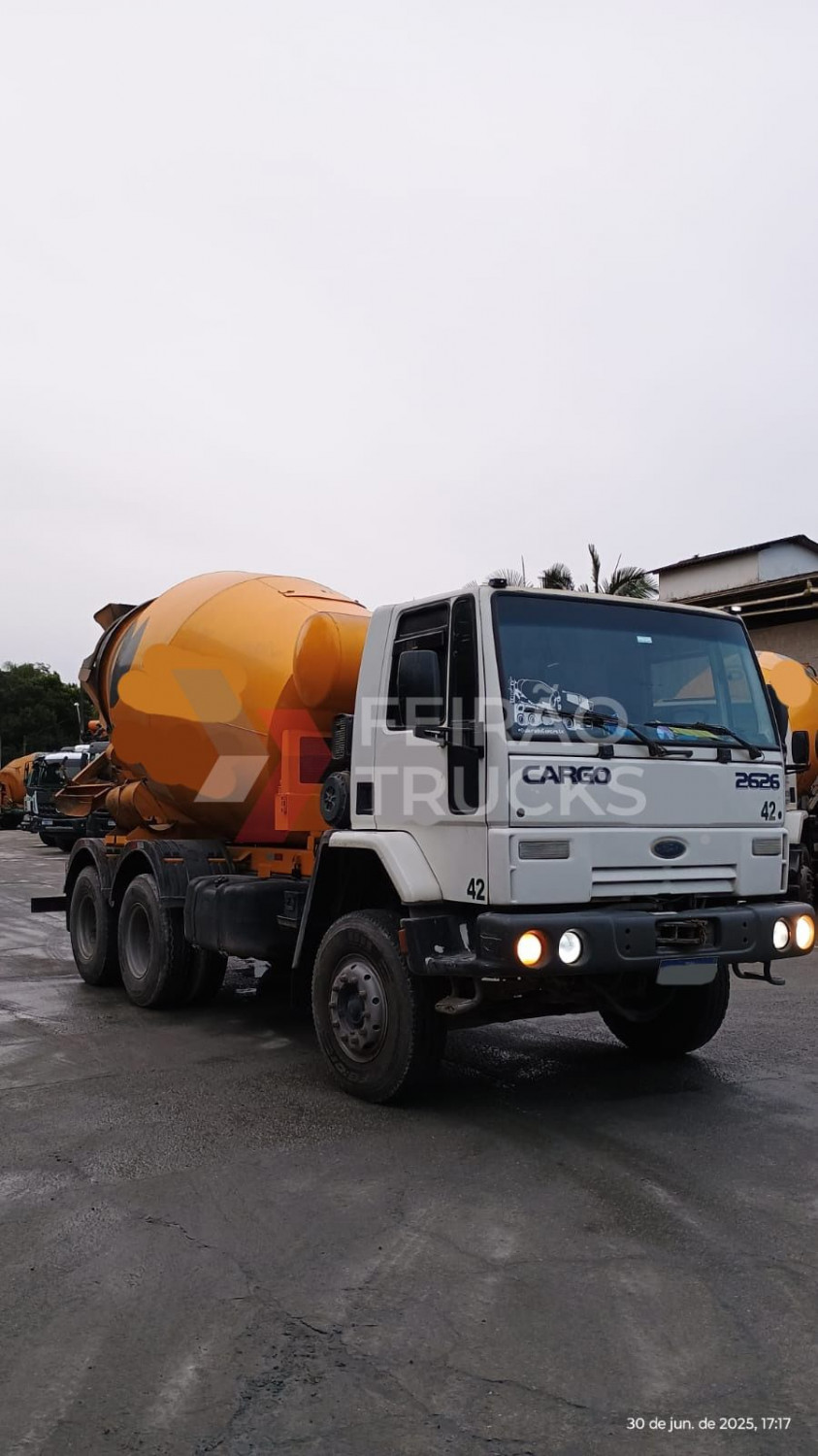 Ford cargo 2622 ano 2005 Betoneira convicta 8M