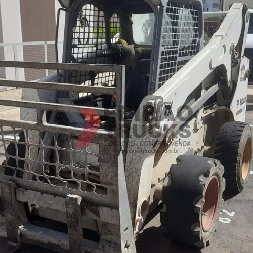 Mini Carregadeira Bobcat S750 - 2014